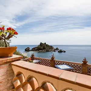 https://bb-il-pescatore-isolabella.sicilyhotelsitaly.net