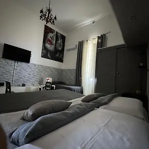https://camelot-bb-palermo.sicilyhotelsitaly.net