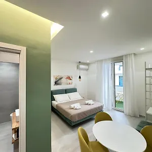 https://i-faraglioni-terrasini-favarotta.sicilyhotelsitaly.net